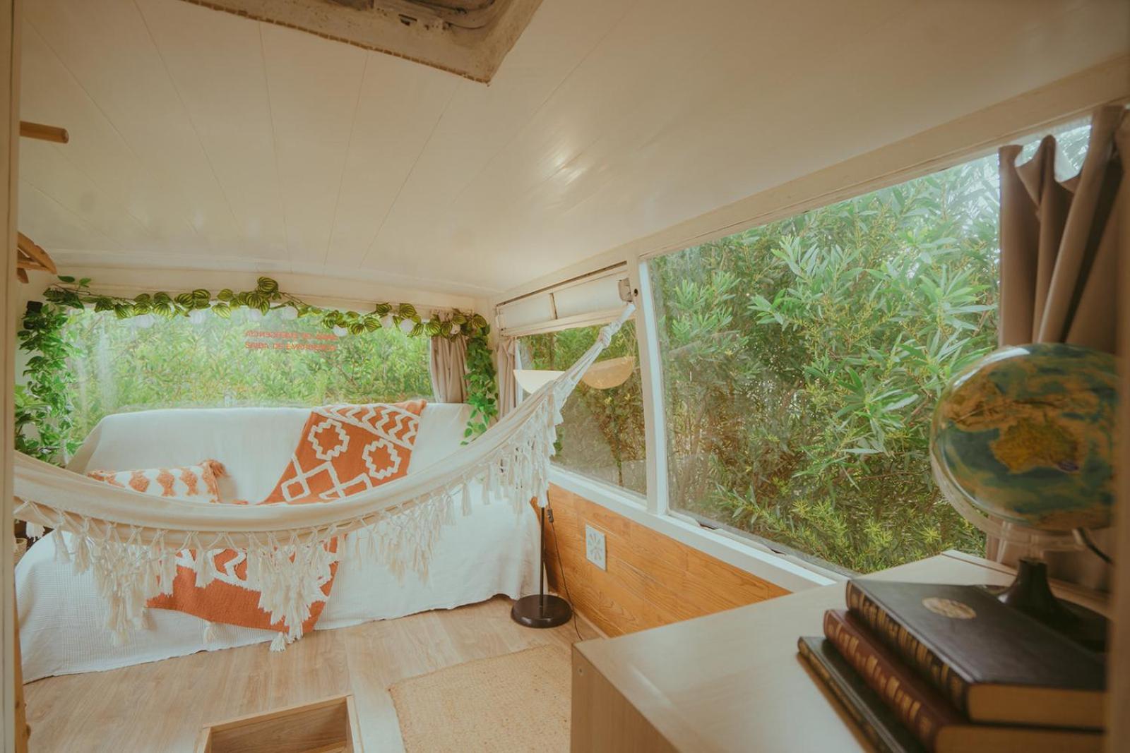 The Amazing Inacio Bus Converted Home Sintra Zewnętrze zdjęcie