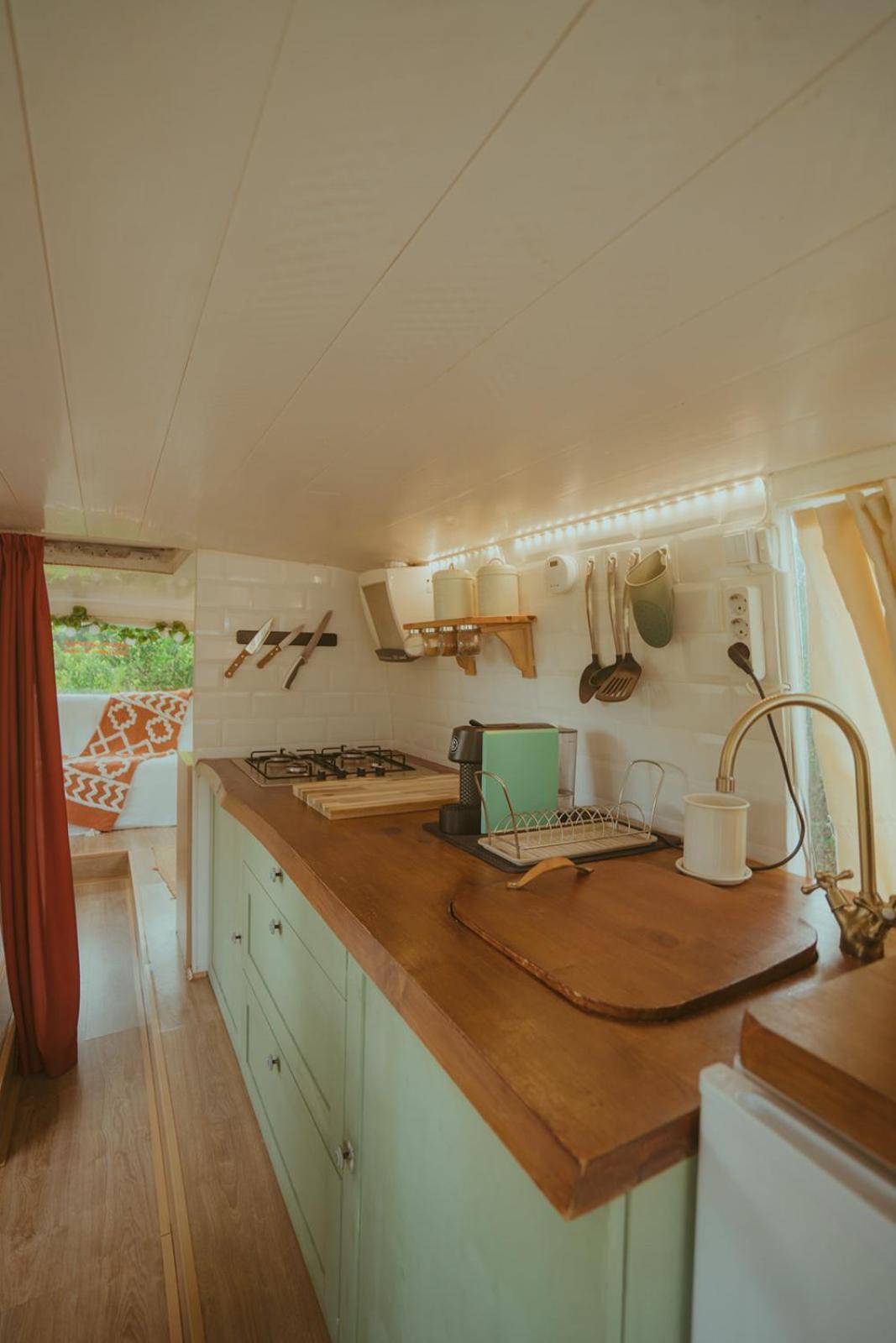 The Amazing Inacio Bus Converted Home Sintra Zewnętrze zdjęcie